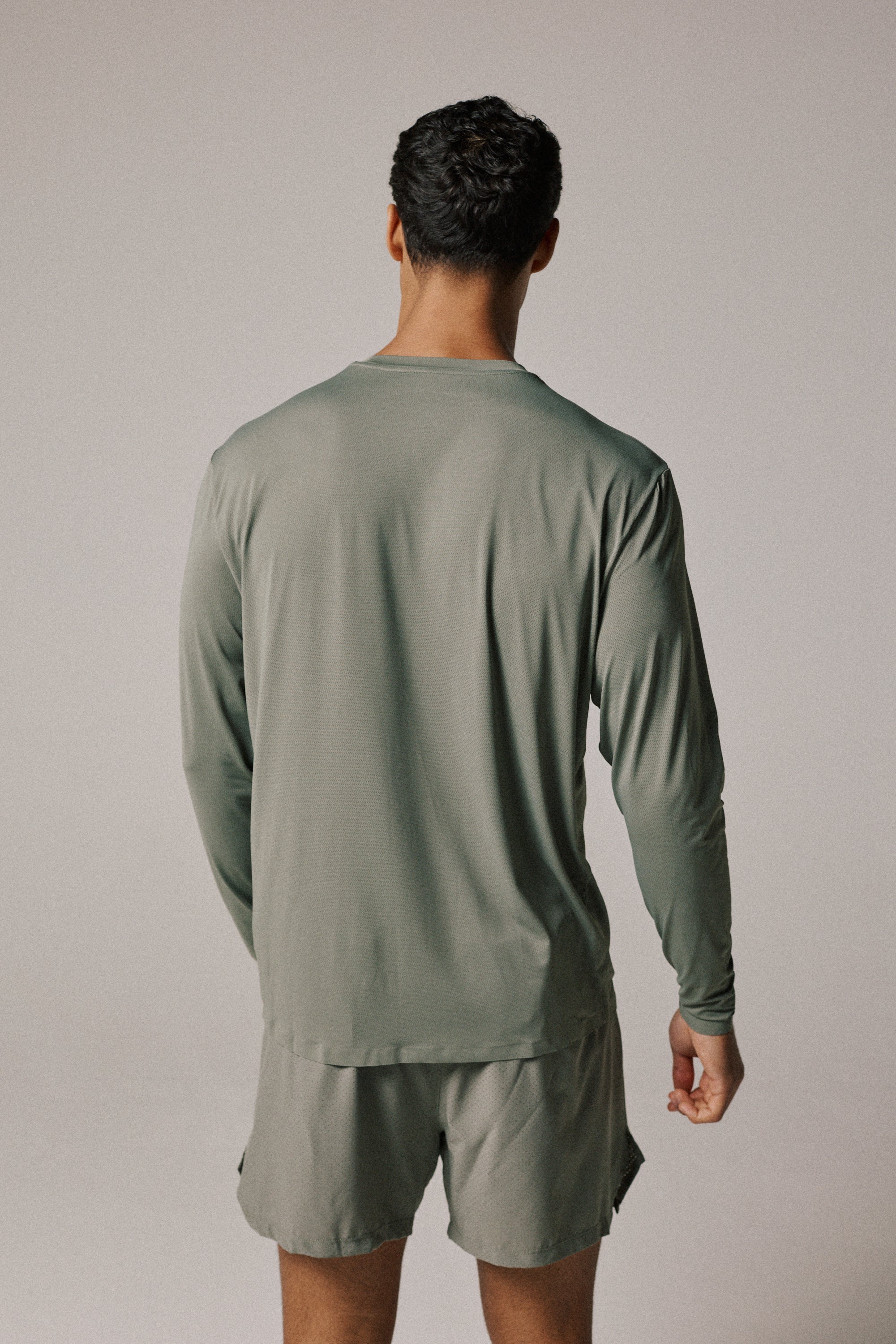 AERO LONG SLEEVE T-SHIRT