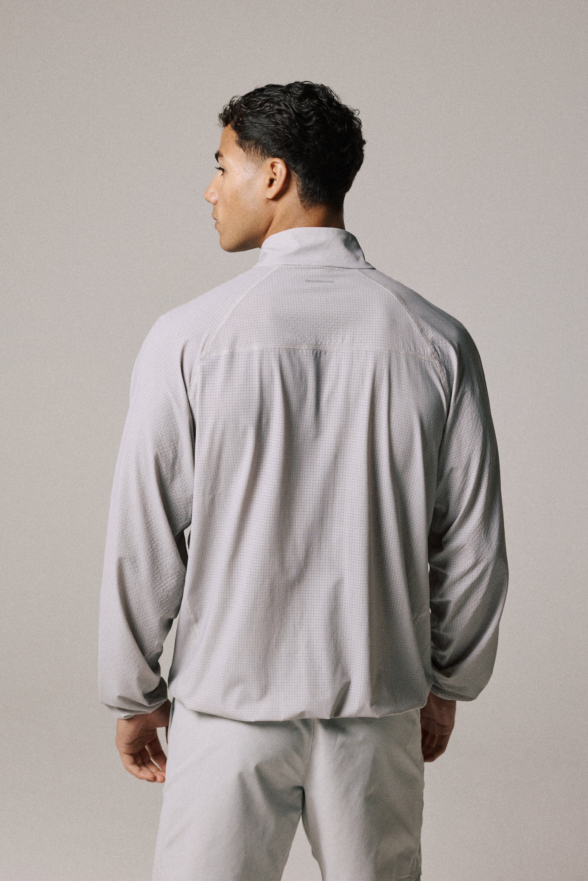 LIGHTWEIGHT RIPSTOCK JACKET
