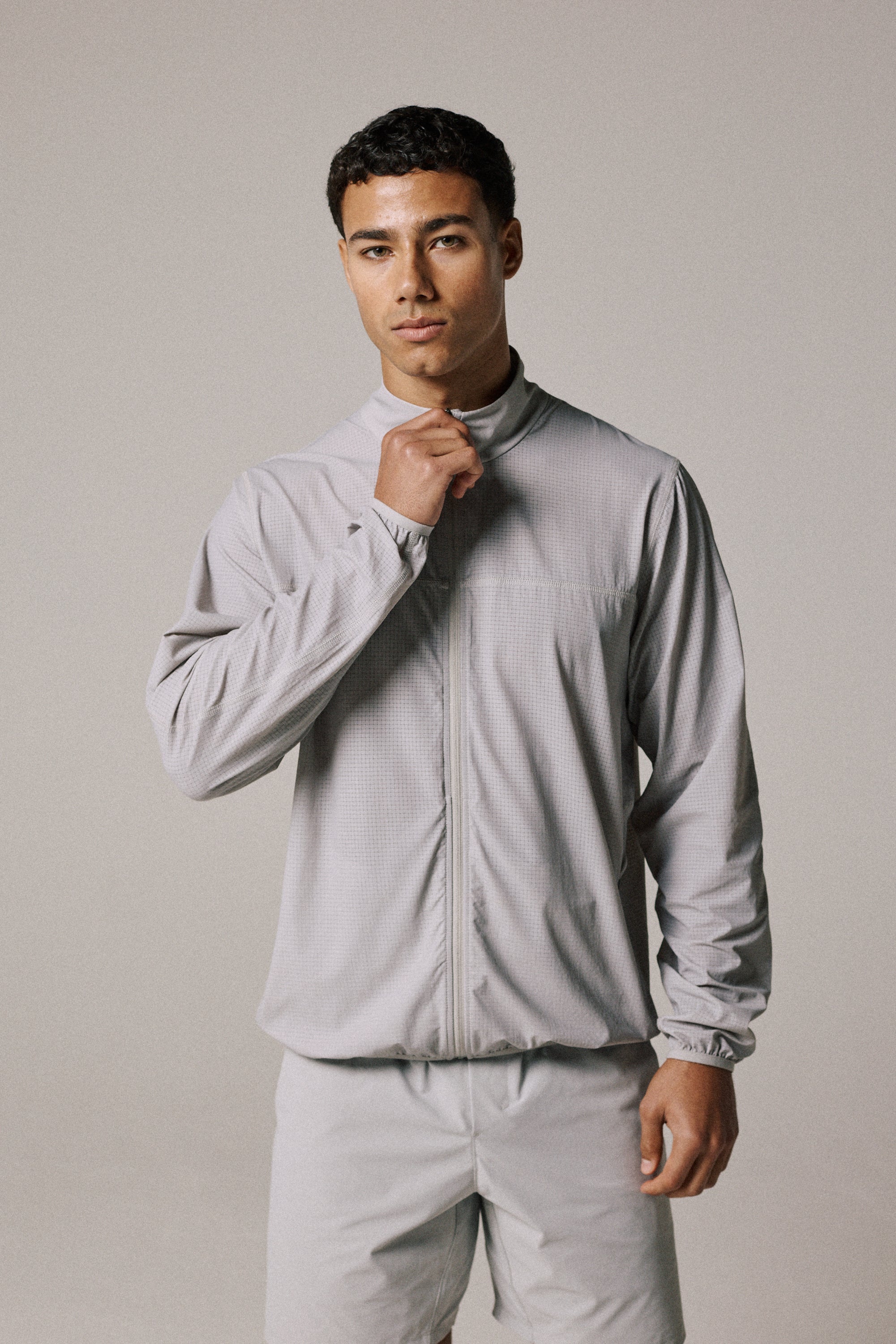 LIGHTWEIGHT RIPSTOCK JACKET