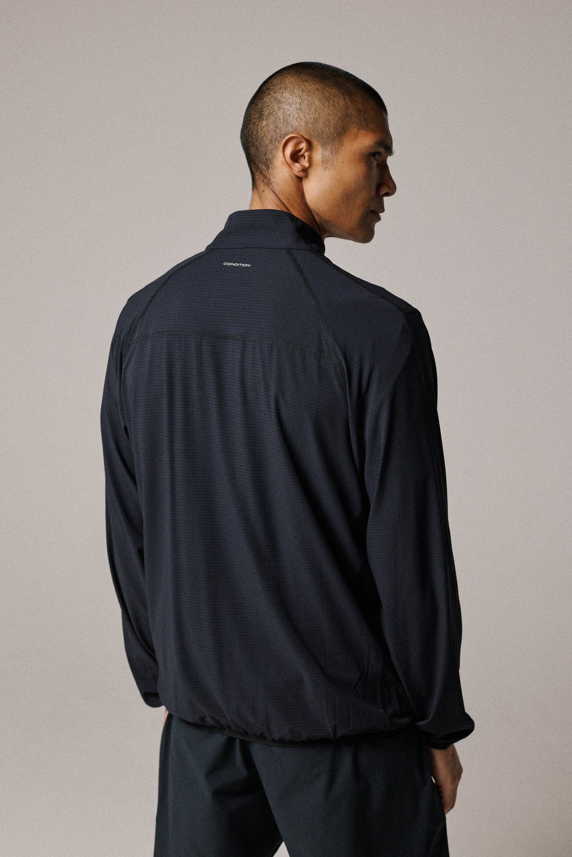 LIGHTWEIGHT RIPSTOCK JACKET