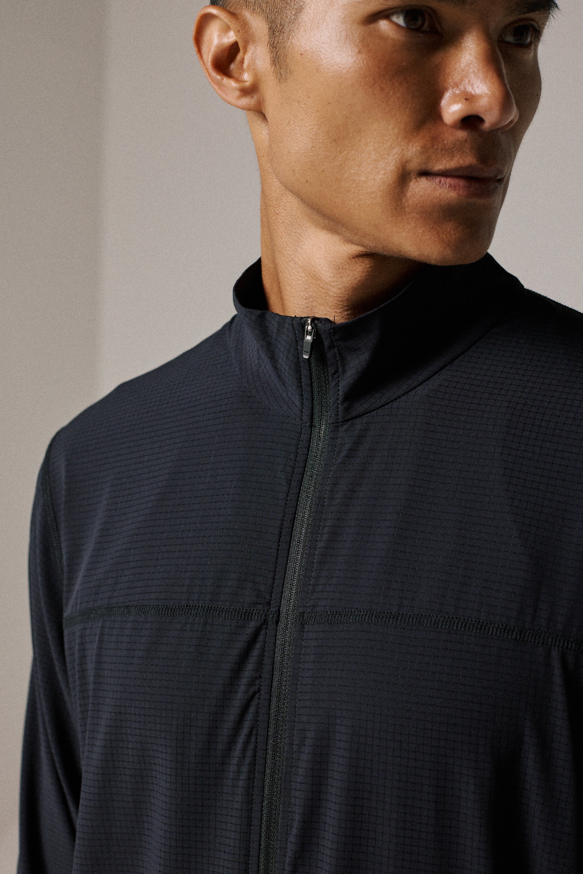 LIGHTWEIGHT RIPSTOCK JACKET